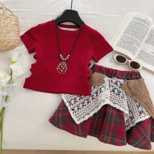 T-shirt & Lace Plaid Skirt