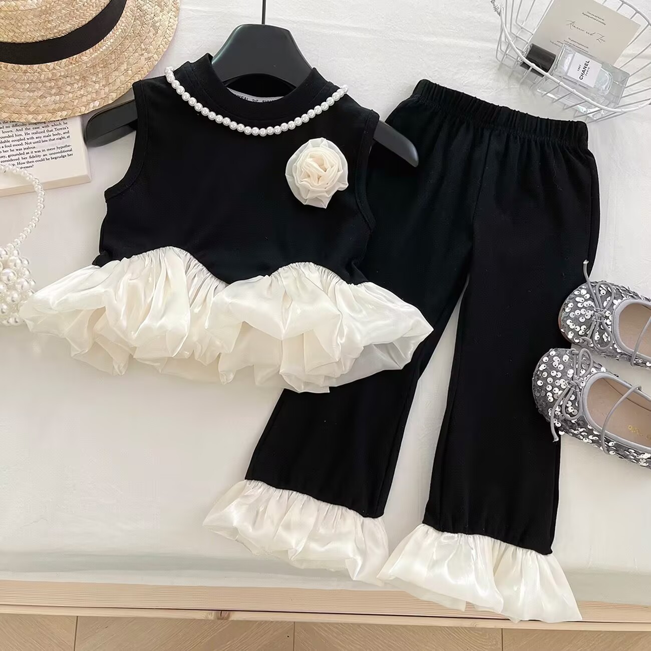 Floral Vest TEE & Lace Pants