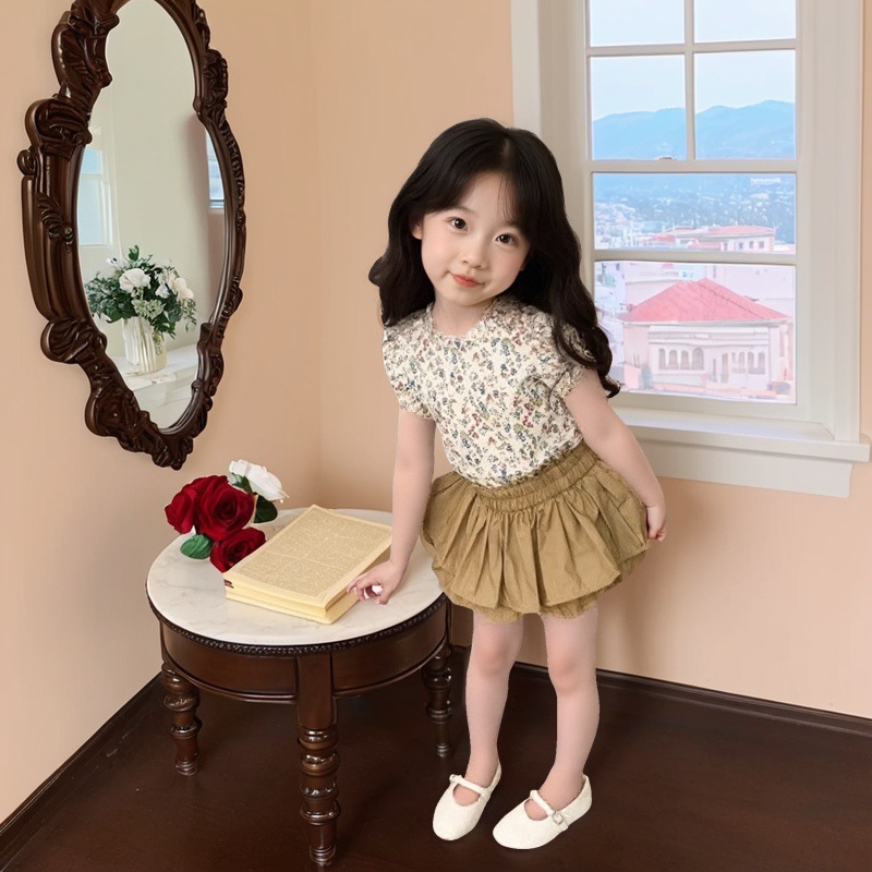 Floral Stand Up Collar