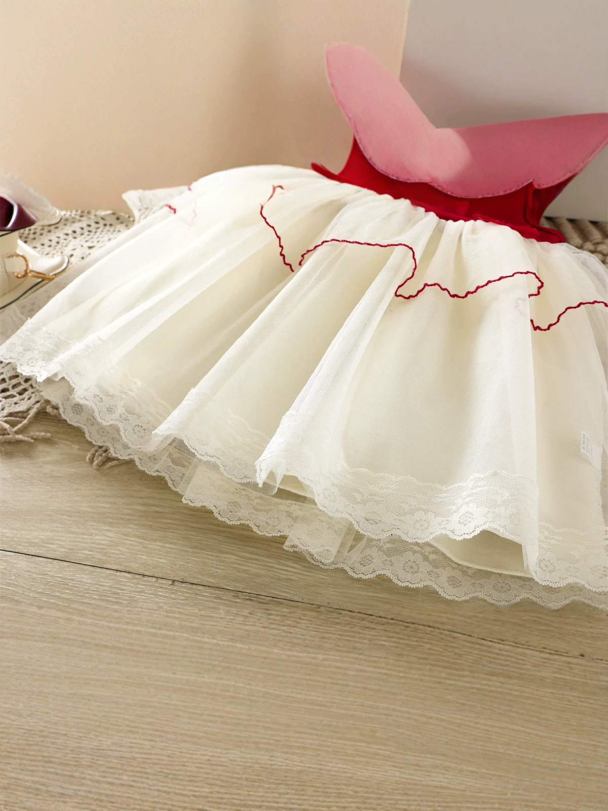 Knitted Top Puffy Hem - Image 4