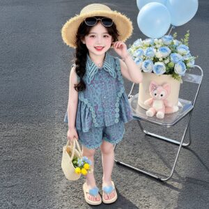 Printed Lace Lapel Sleeveless