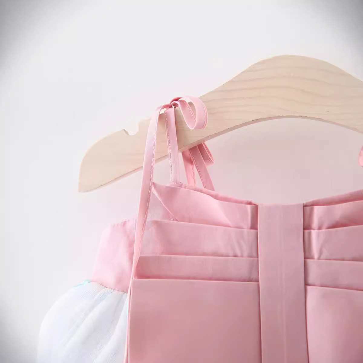 Mesh Korean Suspender - Image 4